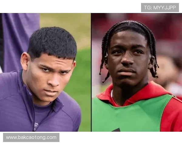 曼联U21主帅莱西融入一线队训练 曼联U21主帅莱西融入一线队训练